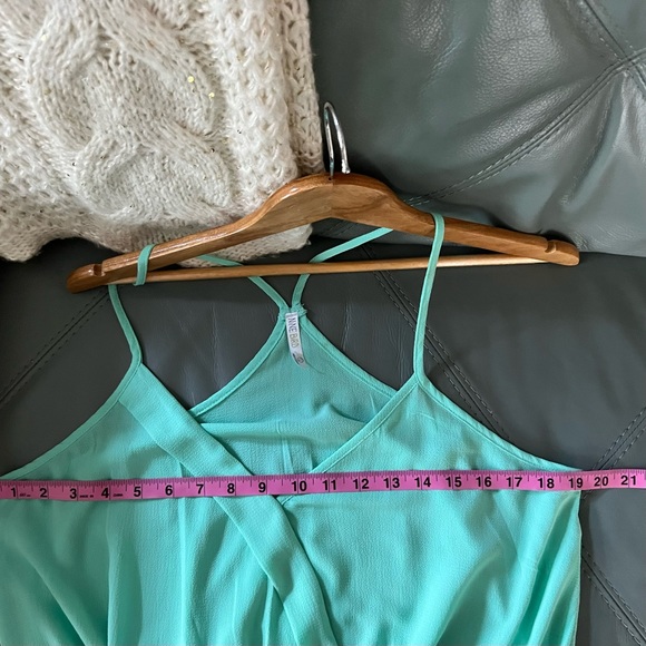 Pretty NINE BIRD Mint SEXY Spring Summer STRAPPY HALTER TOP L - Picture 8 of 10